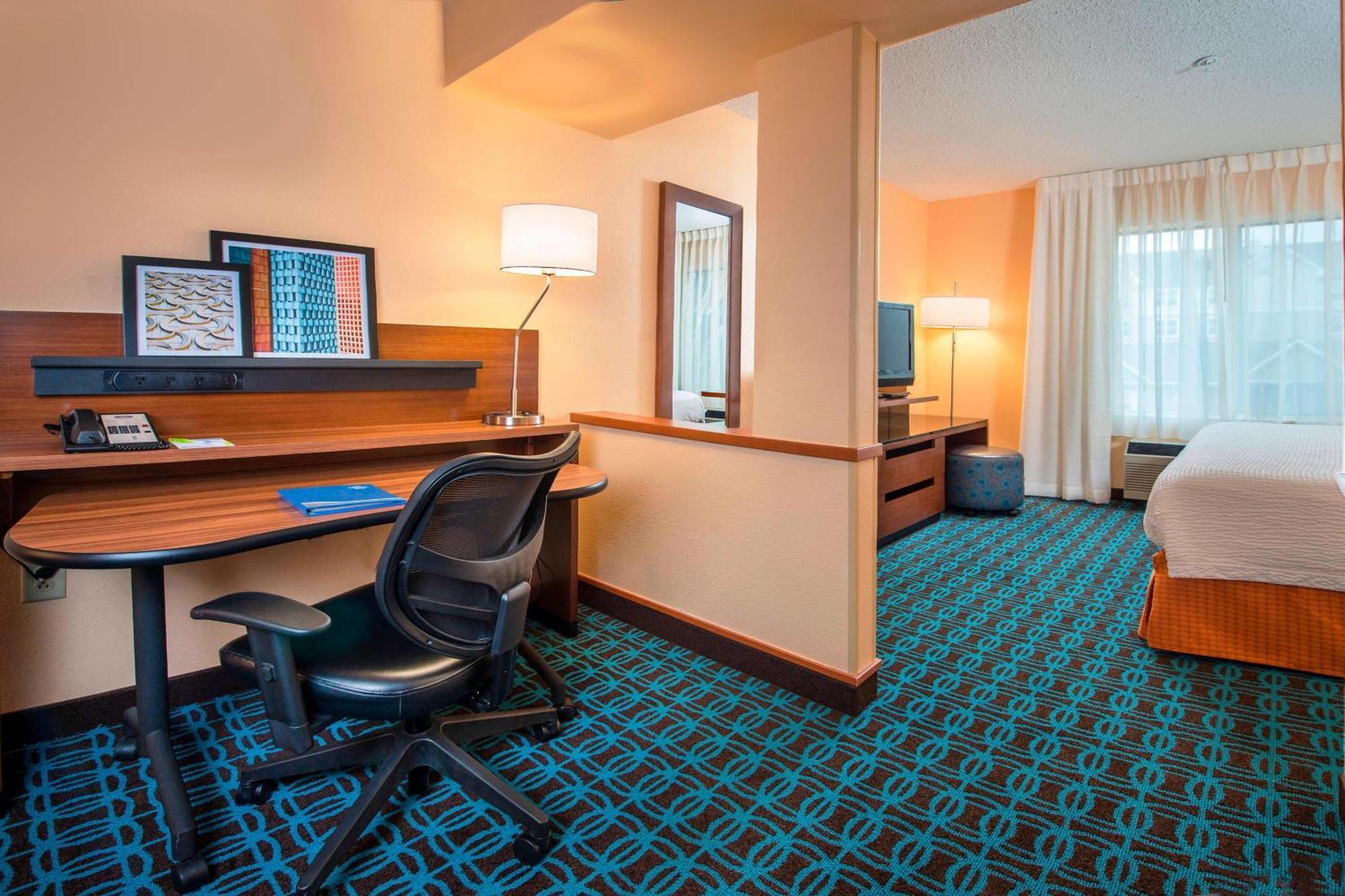 Fairfield Inn & Suites By Marriott Frederick Luaran gambar