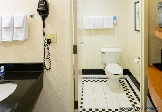 Fairfield Inn & Suites By Marriott Frederick Luaran gambar