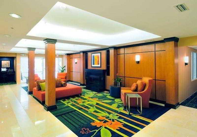Fairfield Inn & Suites By Marriott Frederick Luaran gambar