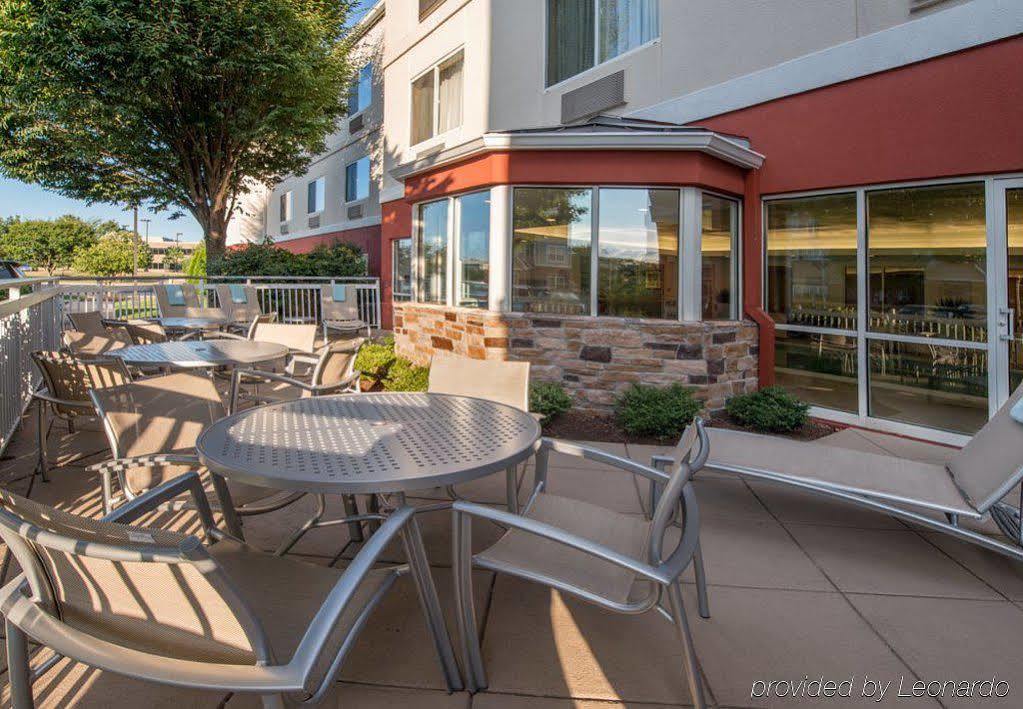 Fairfield Inn & Suites By Marriott Frederick Luaran gambar