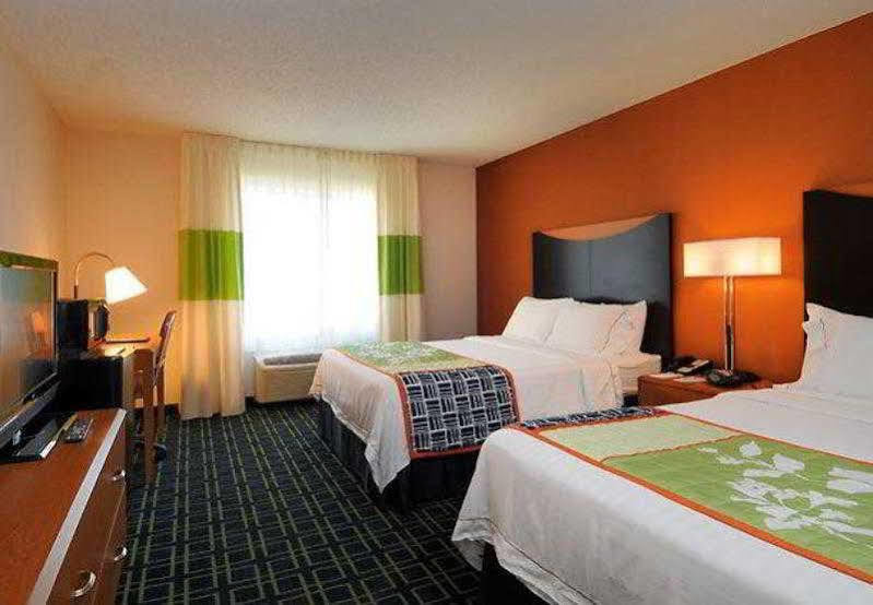 Fairfield Inn & Suites By Marriott Frederick Luaran gambar