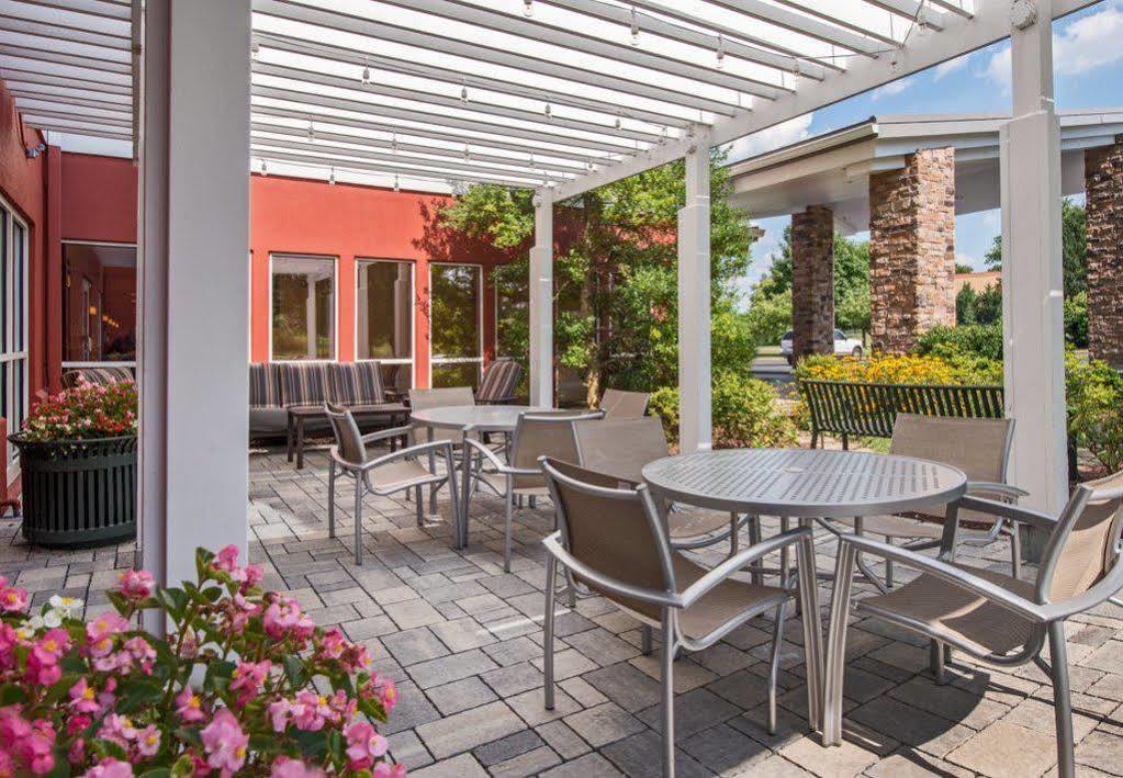 Fairfield Inn & Suites By Marriott Frederick Luaran gambar